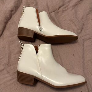 Amazon Essentials White Ankle Boots